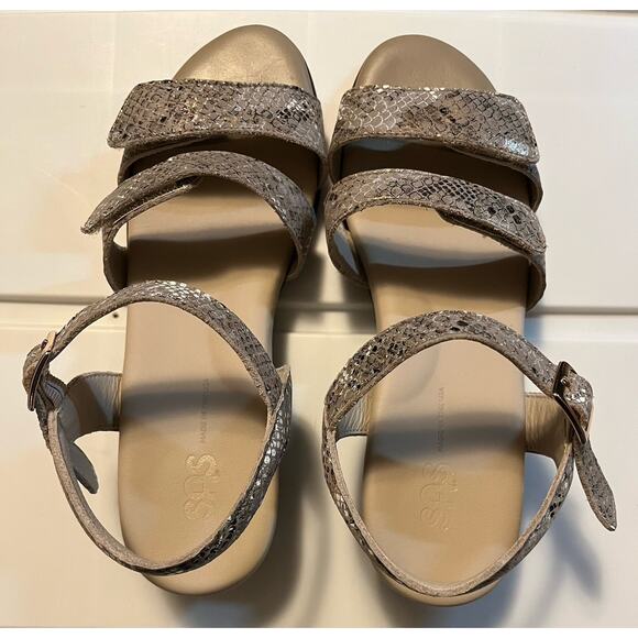 SAS Savanna Sandals Women's 8.5 M Brown Silver Gold Leather Snake Strappy Heels - Picture 3 of 11